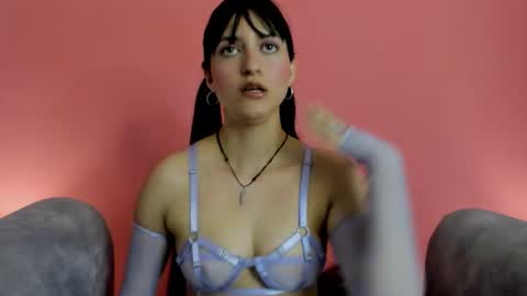 Snapshot of sallyrosee_ chatting on February 20, 8:20 pm Sally online show from February 20, 8:20 pm