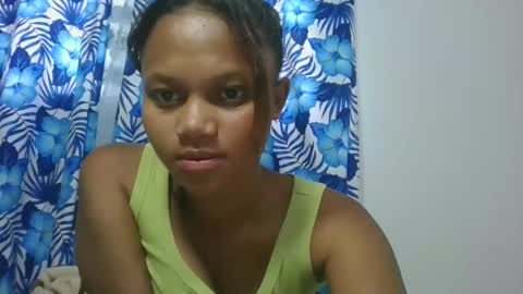 Snapshot of sallywett chatting on February 20, 1:51 pm SallyWett online show from February 20, 1:51 pm