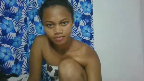 Snapshot of sallywett chatting on February 25, 3:49 pm SallyWett online show from February 25, 3:49 pm