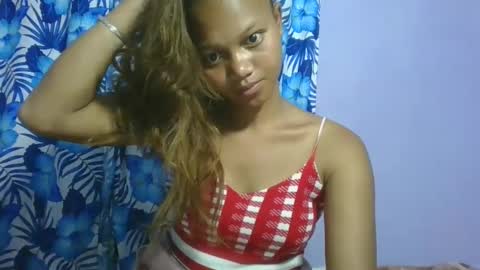 Snapshot of sallywett chatting on March 11, 12:22 am SallyWett online show from March 11, 12:22 am