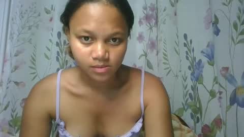 Snapshot of sallywett chatting on February 1, 6:50 pm SallyWett online show from February 1, 6:50 pm