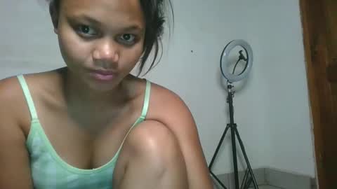 SallyWett online show from May 24, 2:27 am