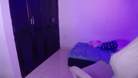 Snapshot of salma_tgn chatting on January 10, 12:29 pm SALMA online show from January 10, 12:29 pm