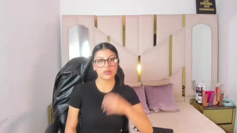 Snapshot of salmaportman_ chatting on January 17, 3:50 pm salmaportman_ online show from January 17, 3:50 pm