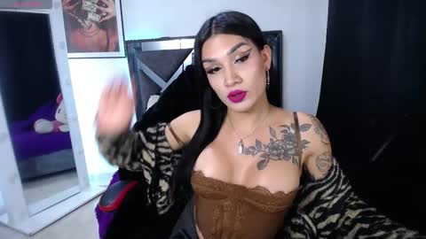 Snapshot of salo_hot01 chatting on February 22, 11:36 pm SALO HOT online show from February 22, 11:36 pm