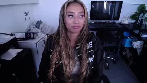 salome_drasin online show from February 28, 12:17 pm