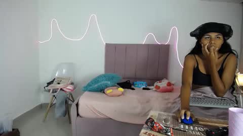 Snapshot of salome_horny3 chatting on February 5, 11:20 pm salome_horny3 online show from February 5, 11:20 pm