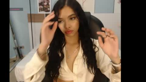 Snapshot of salome_veles chatting on July 30, 6:07 pm salome_veles online show from July 30, 6:07 pm