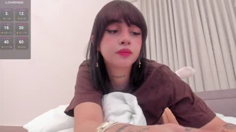 Salome velour online show from June 24, 12:37 pm