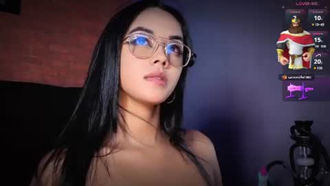 Snapshot of salome_villas_ chatting on August 8, 12:24 am SALOME online show from August 8, 12:24 am