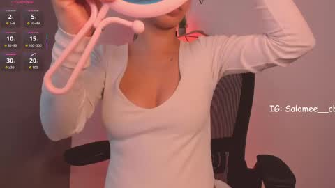 Salome  online show from April 16, 1:45 pm