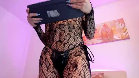 Salome online show from April 16, 9:39 pm