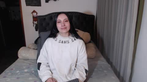 yenny online show from April 10, 3:12 am