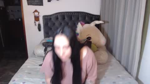 Snapshot of salomefox2 chatting on June 20, 3:42 am yenny online show from June 20, 3:42 am