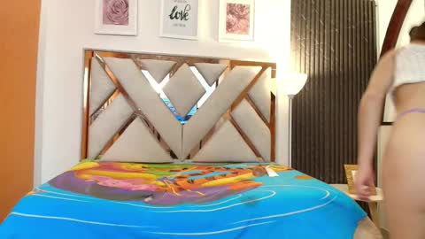 salomewilson online show from February 14, 6:59 pm