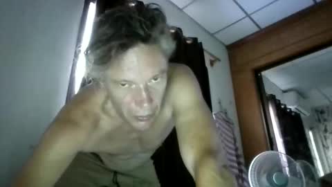 Snapshot of salsapaulus chatting on February 14, 10:45 am salsapaulus online show from February 14, 10:45 am