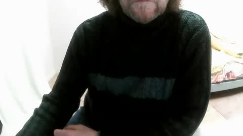 Snapshot of saltimbanquier chatting on February 28, 2:09 pm Saltimbanquier Salt ou Banquier online show from February 28, 2:09 pm