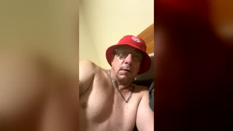 saltydoggy6969 online show from June 29, 6:08 am