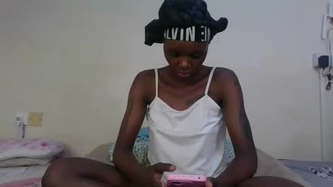 Snapshot of saltysugar20 chatting on May 8, 6:46 pm Sugarbabe online show from May 8, 6:46 pm
