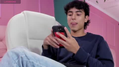 Snapshot of salvatore_monterey chatting on December 2, 10:23 pm salvatore online show from December 2, 10:23 pm