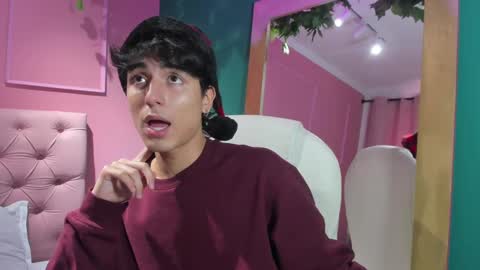 Snapshot of salvatore_monterey chatting on December 17, 7:26 pm salvatore online show from December 17, 7:26 pm