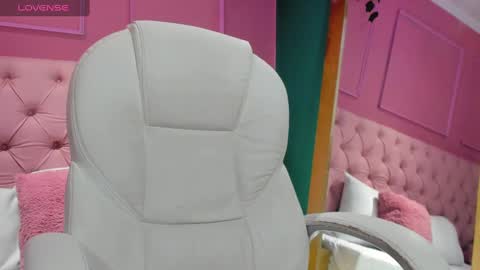 Snapshot of salvatore_monterey chatting on January 10, 4:33 am salvatore online show from January 10, 4:33 am