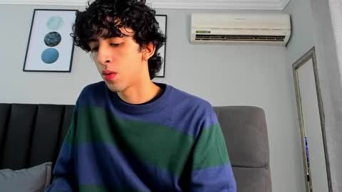 Snapshot of salvatore_monterey chatting on February 21, 2:38 pm salvatore online show from February 21, 2:38 pm