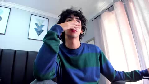 Snapshot of salvatore_monterey chatting on March 5, 2:12 pm salvatore online show from March 5, 2:12 pm