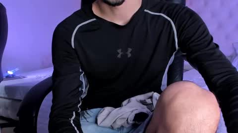 Snapshot of salvatore_monterey chatting on September 15, 8:42 pm salvatore online show from September 15, 8:42 pm