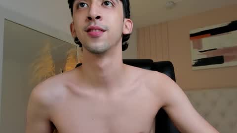 Snapshot of salvatore_monterey chatting on October 4, 8:18 pm salvatore online show from October 4, 8:18 pm