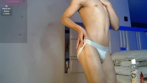 Snapshot of sam_katt chatting on April 23, 9:41 am Sam katt online show from April 23, 9:41 am
