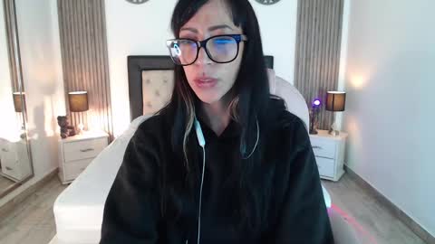 SAM MANSON online show from February 10, 12:08 pm