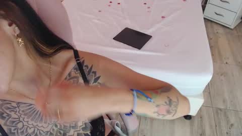 SAM MANSON online show from February 14, 6:19 pm