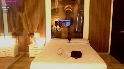 SAM MANSON online show from November 20, 3:23 pm