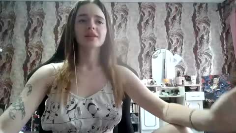 Snapshot of samanta55555 chatting on July 15, 8:41 am samanta55555 online show from July 15, 8:41 am