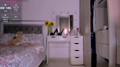 carolina online show from February 11, 1:54 am