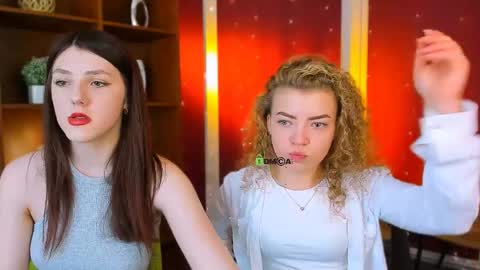 Snapshot of samanta_drive chatting on May 4, 4:52 am samanta drive online show from May 4, 4:52 am