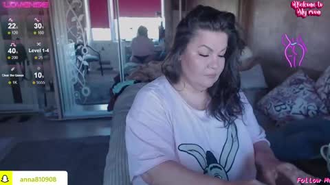 Snapshot of samanta_shy chatting on May 4, 1:07 pm Marry online show from May 4, 1:07 pm