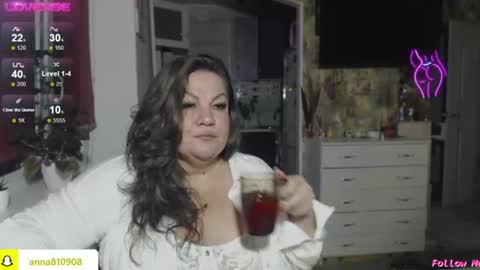 Snapshot of samanta_shy chatting on June 21, 12:35 am Marry online show from June 21, 12:35 am