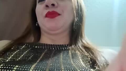 Snapshot of samantha0527 chatting on February 25, 4:55 am Samanta online show from February 25, 4:55 am