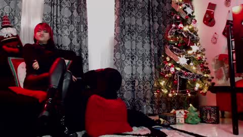 Snapshot of samantha_abrill chatting on December 10, 2:48 am Samantha and Victor online show from December 10, 2:48 am