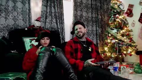 Snapshot of samantha_abrill chatting on December 13, 3:49 am Samantha and Victor online show from December 13, 3:49 am