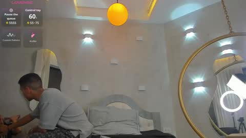 Snapshot of samantha_and_bastian chatting on February 11, 4:39 am samantha_and_bastian online show from February 11, 4:39 am