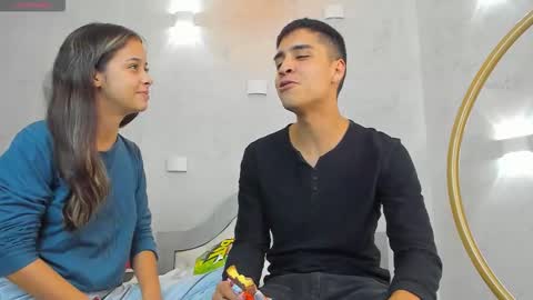 Snapshot of samantha_and_bastian chatting on February 15, 5:15 am samantha_and_bastian online show from February 15, 5:15 am