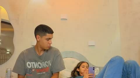 samantha_and_bastian online show from March 27, 8:37 am