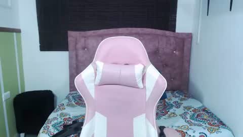 Snapshot of samantha_bc1 chatting on June 30, 10:55 pm SAMANTHA online show from June 30, 10:55 pm