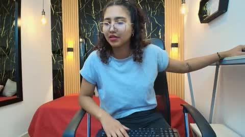    online show from March 4, 11:16 am