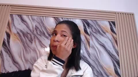 Snapshot of samantha_fox_squirt chatting on March 1, 1:13 pm lizzy online show from March 1, 1:13 pm