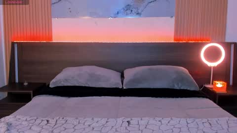 samantha_moons online show from June 2, 11:51 pm