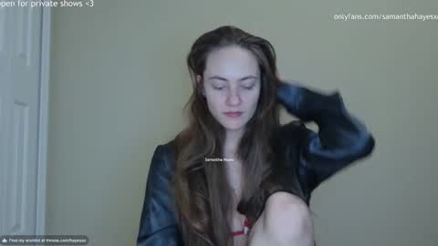 Snapshot of samanthahayesxoxo chatting on December 21, 3:14 am The Real Samantha Hayes haha online show from December 21, 3:14 am